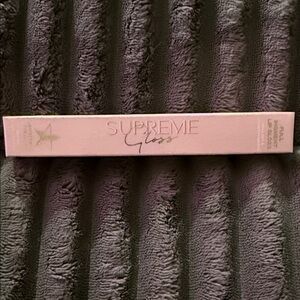 Supreme Gloss Jeffrey Star